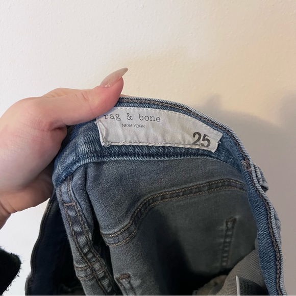 Rag & Bone Skinny Jeans - Picture 9 of 10